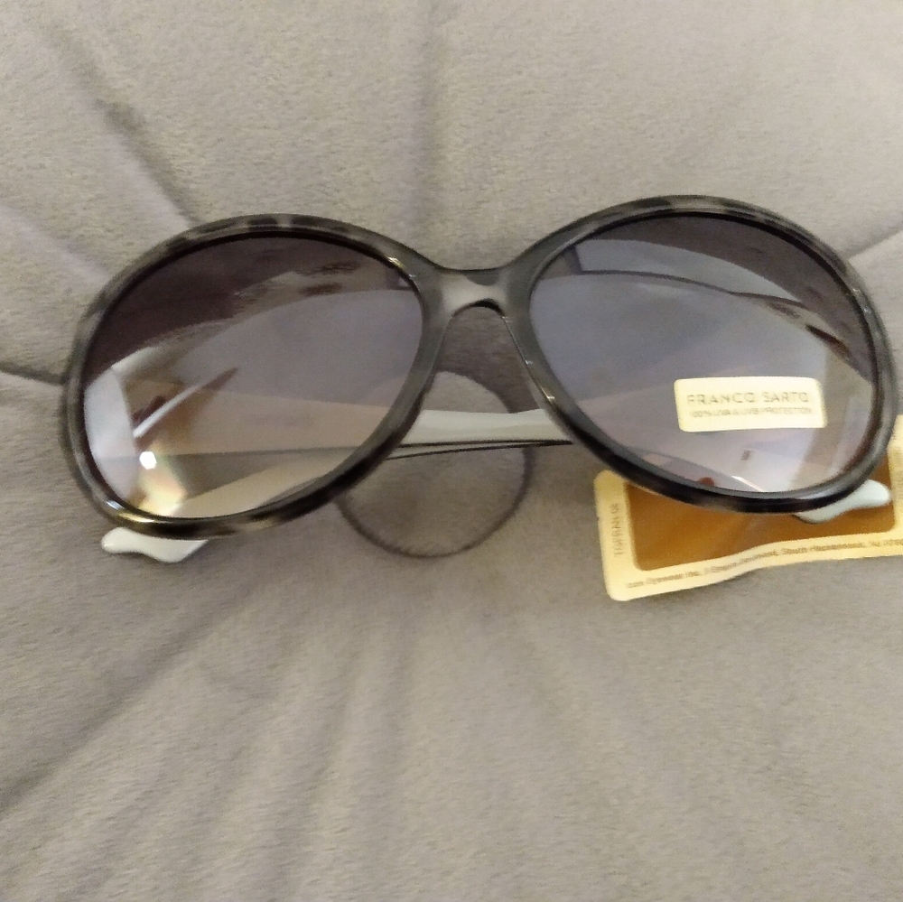 Franco Sarto Sunglasses💥2/$20💥 your choice.